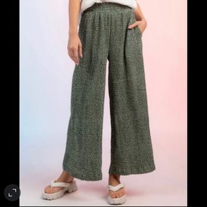 Flowy pants